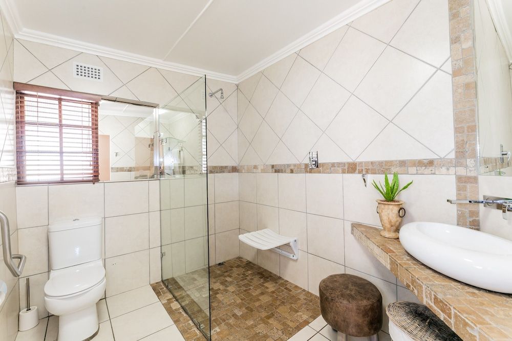 Arum Guest House Luxury Double Room, 1 Queen Bed 7