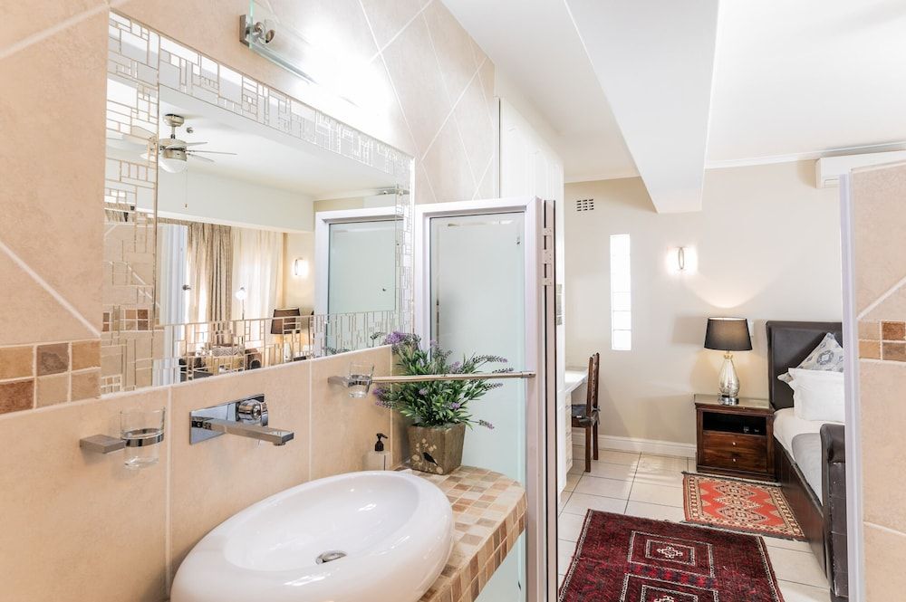 Arum Guest House Luxury Double Room, 1 Queen Bed 11