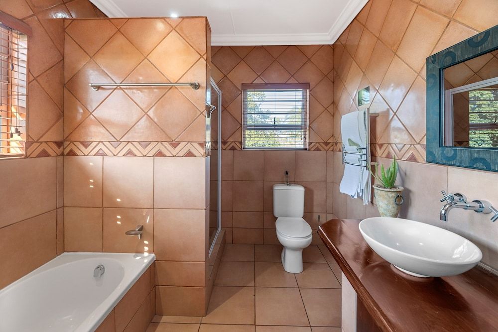 Arum Guest House Superior King Room 7