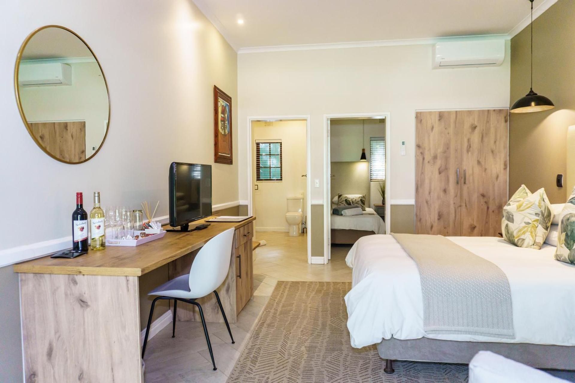 Standard Family Suite