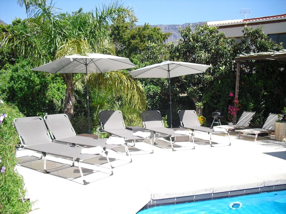 undefined Upperbloem 2