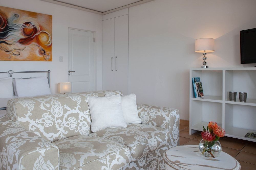 undefined Upperbloem 6