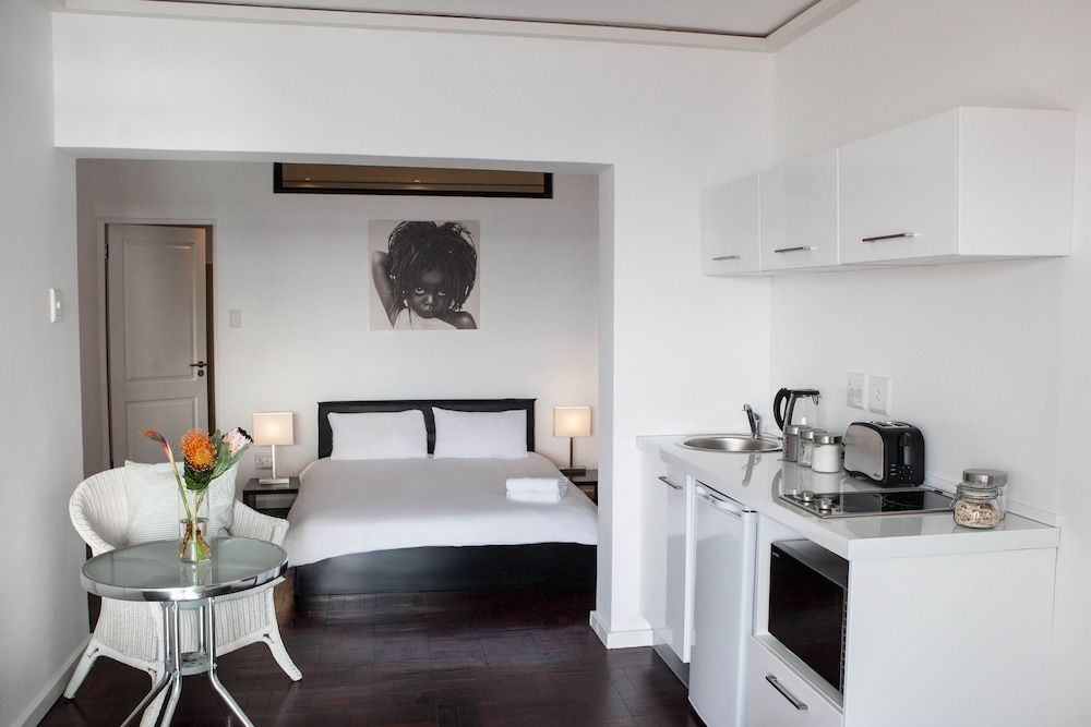 undefined Upperbloem 10