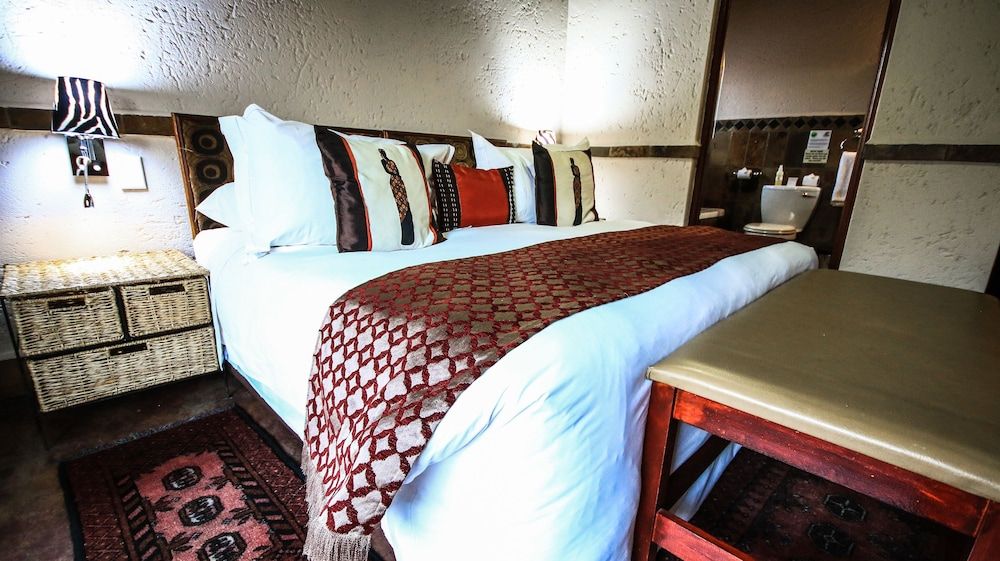 Standard Double Suite (12)