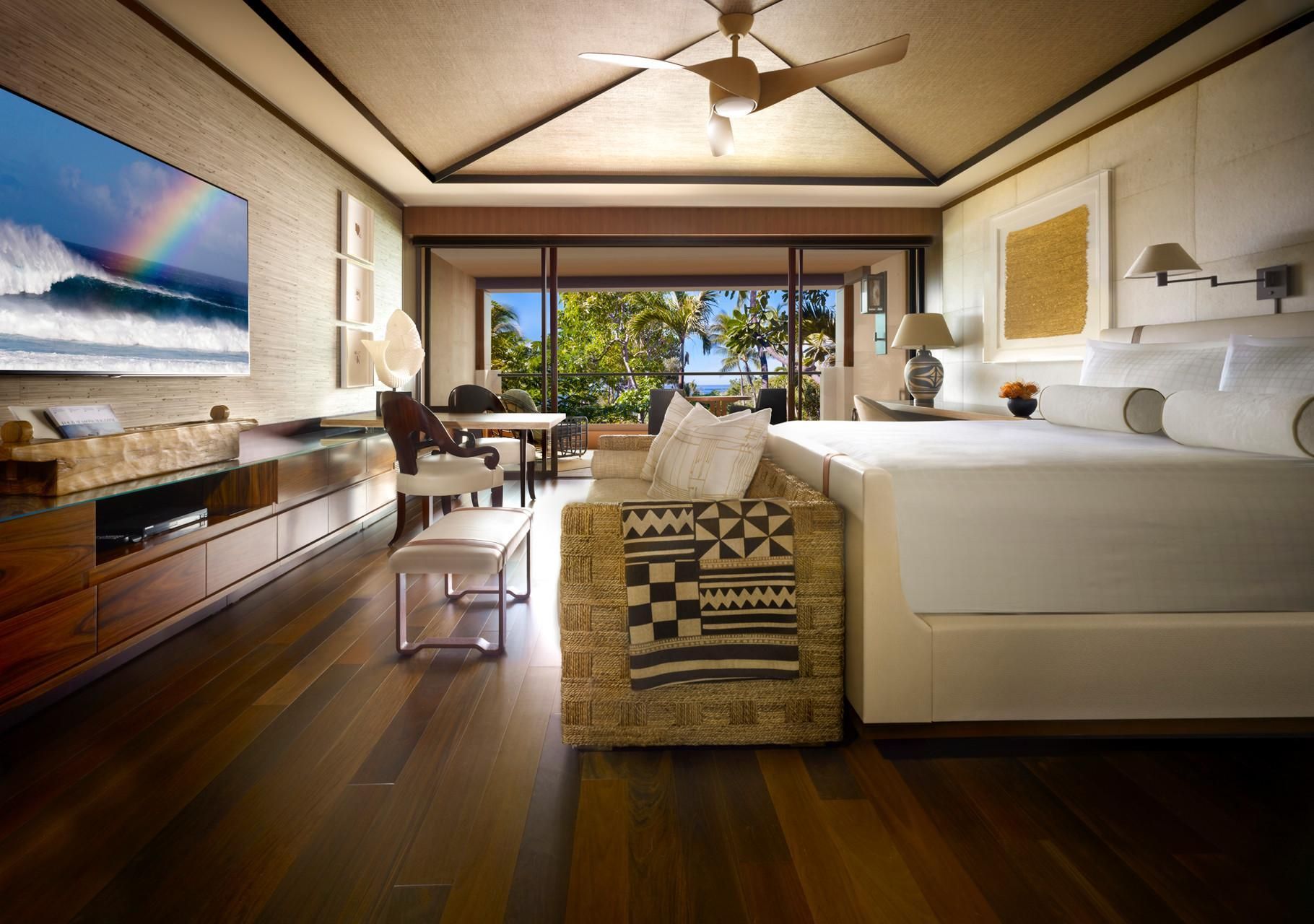 Partial Ocean View Room with King Bed