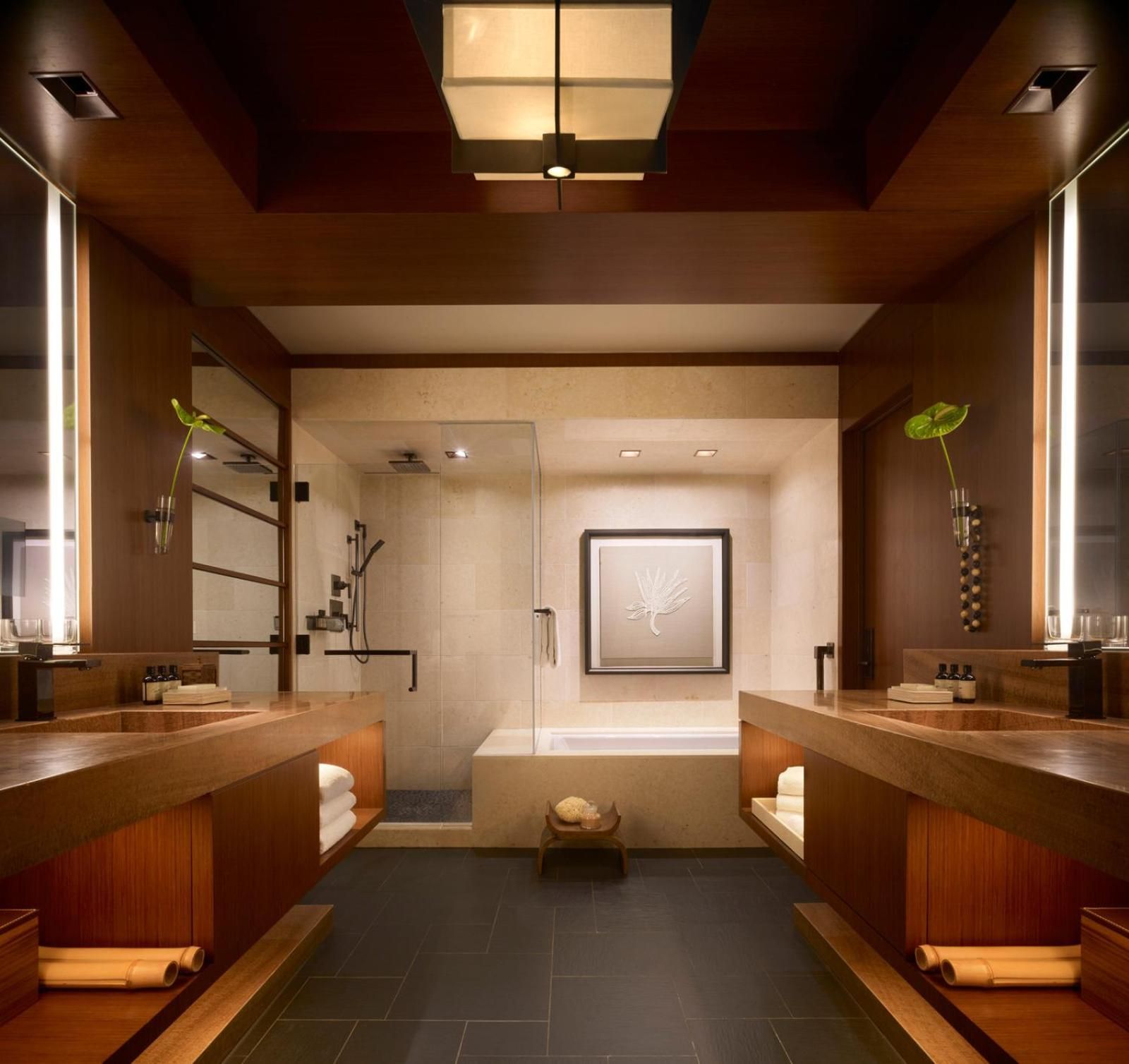 Ohana Oceanfront Suite with King Bed