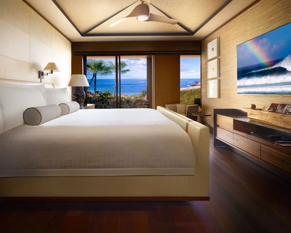 Four Seasons Resort Lanai Studio Suite, 1 King Bed, Oceanfront