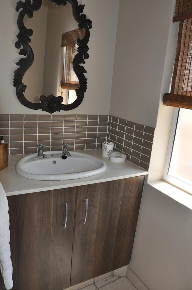 268 On Ridge Guesthouse Standard Double or Twin Room, 1 Bedroom (Small Suite) 2