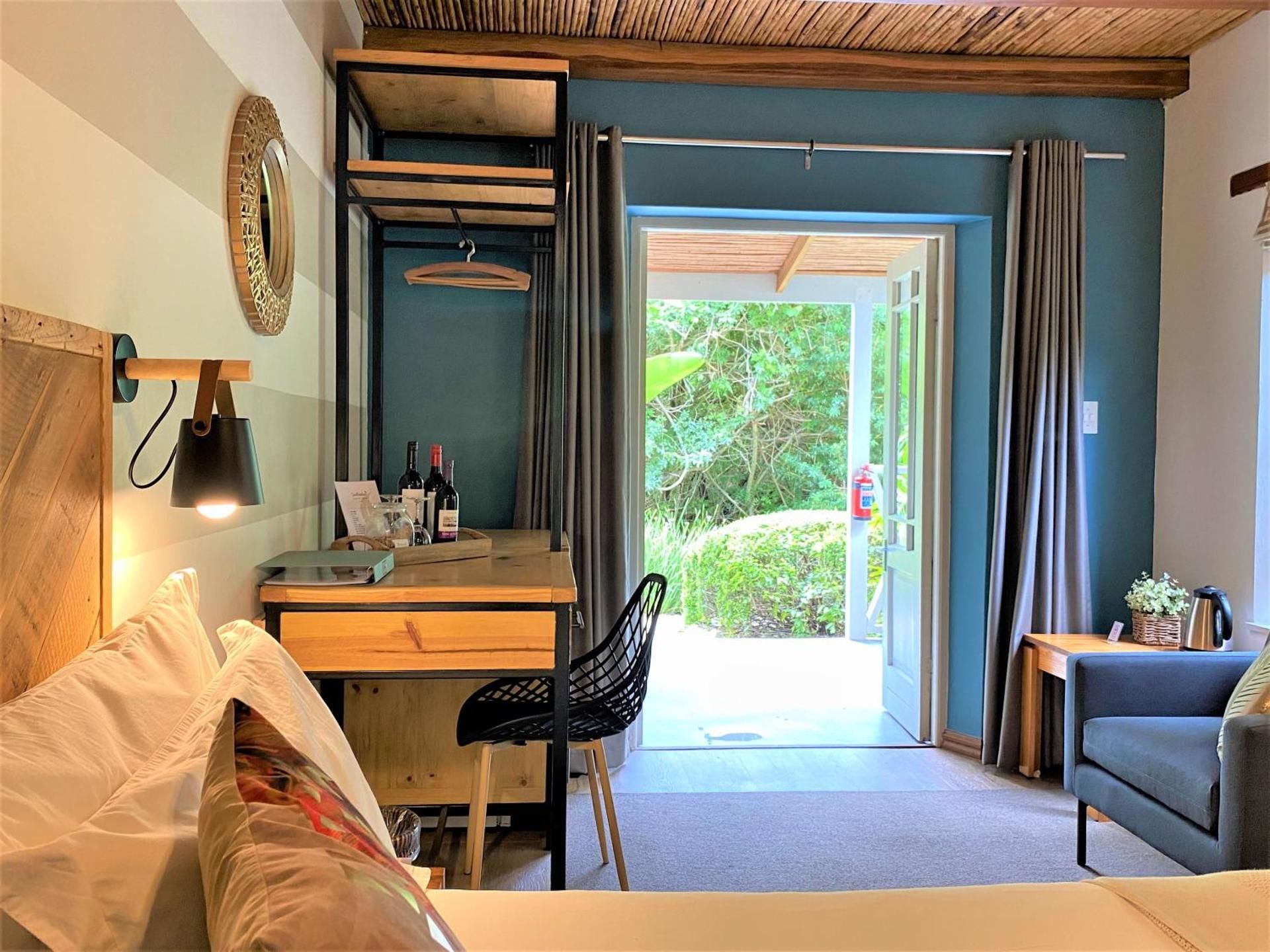Garden Room with Shower (King)