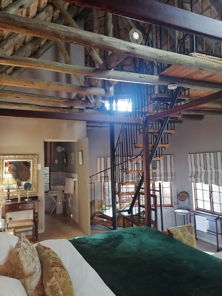 Honeymoon Cabin (Mallard)