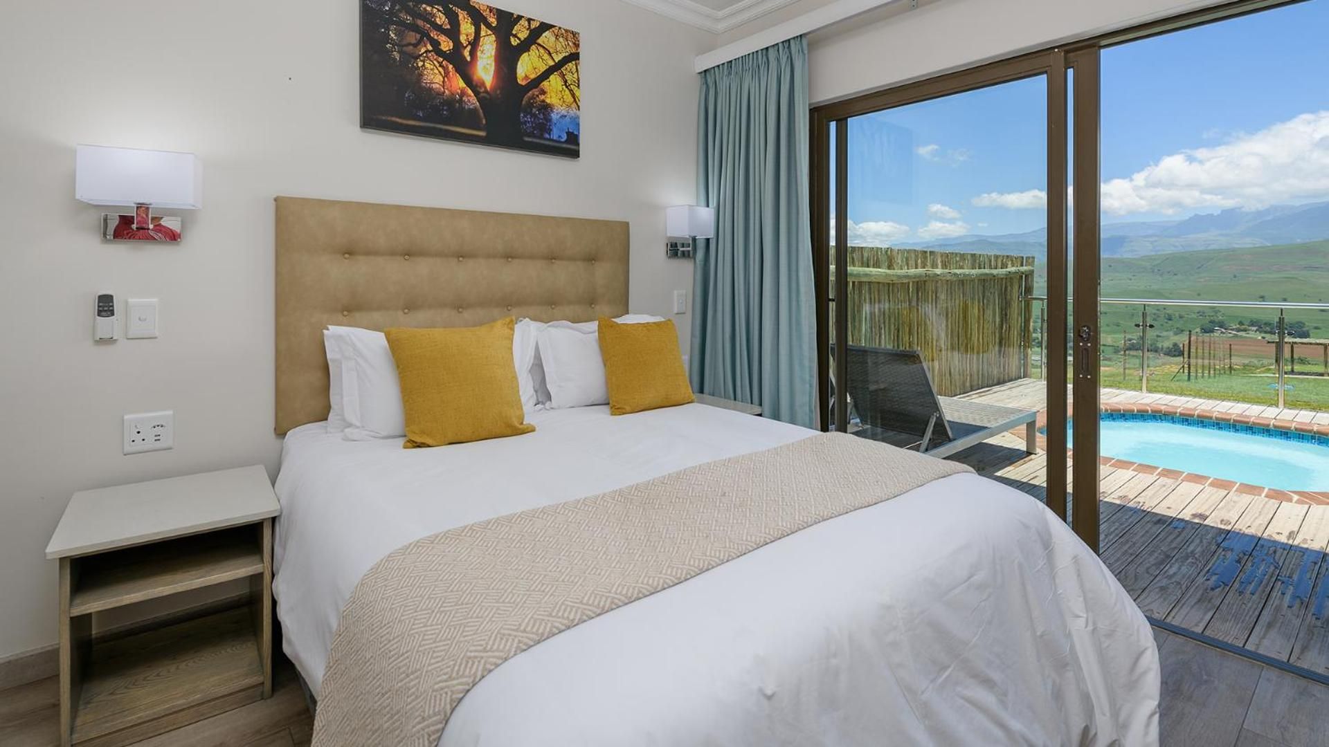 Cayley Mountain Resort Three Bedroom Chalet with Splash Pool 5