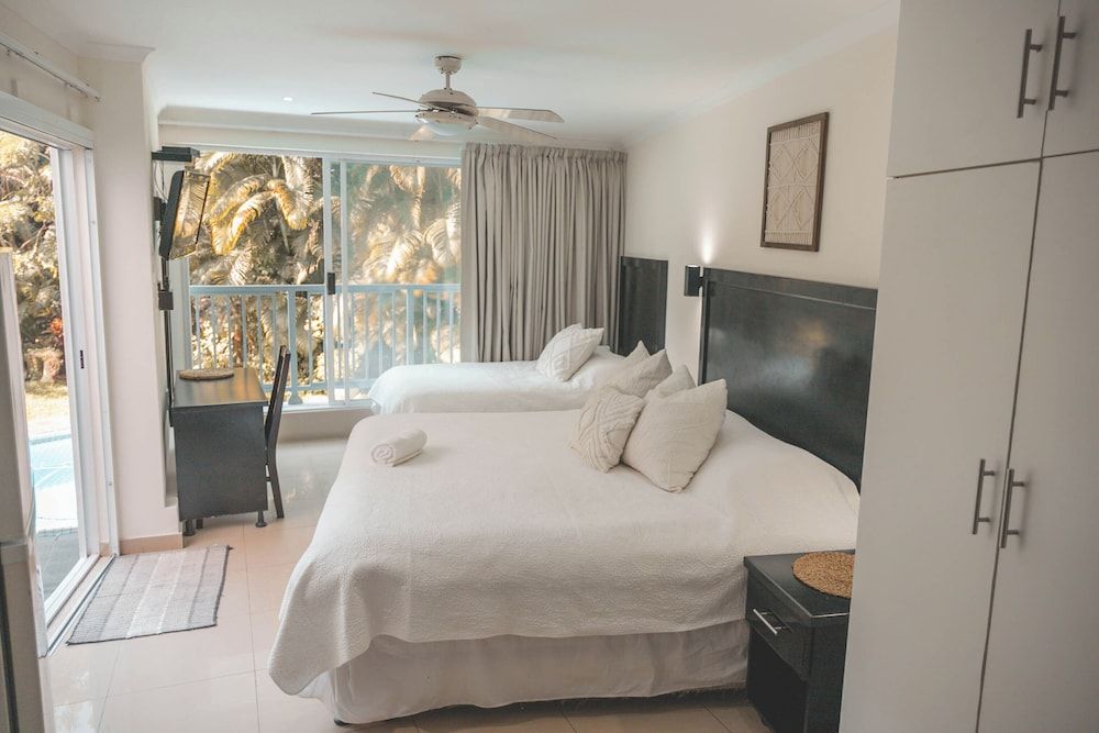 Beside Still Waters Boutique Hotel Family Suite 4