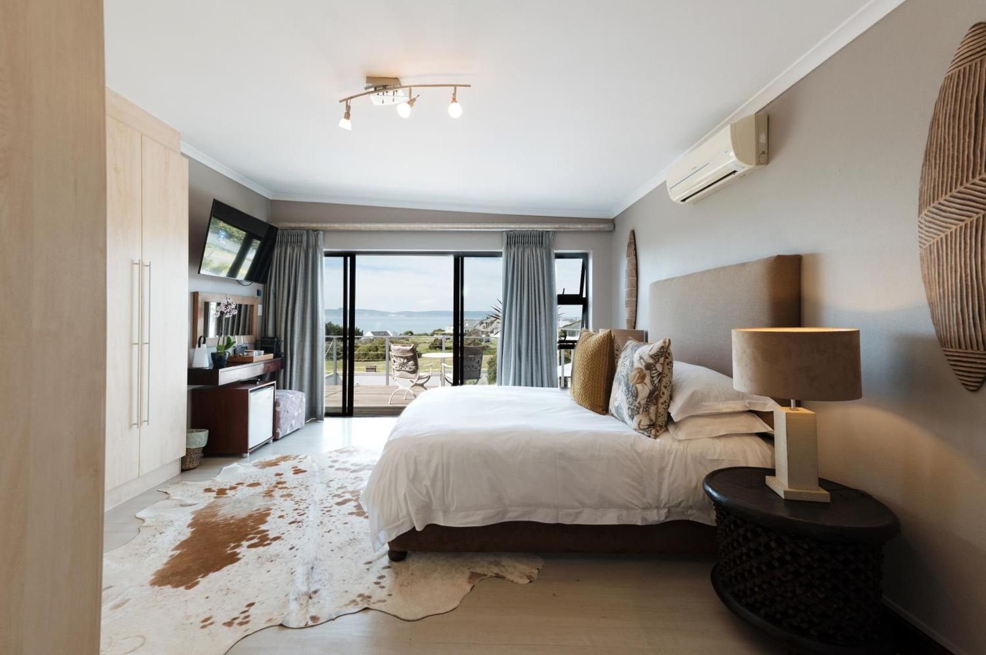Double Room with Balcony and Sea View