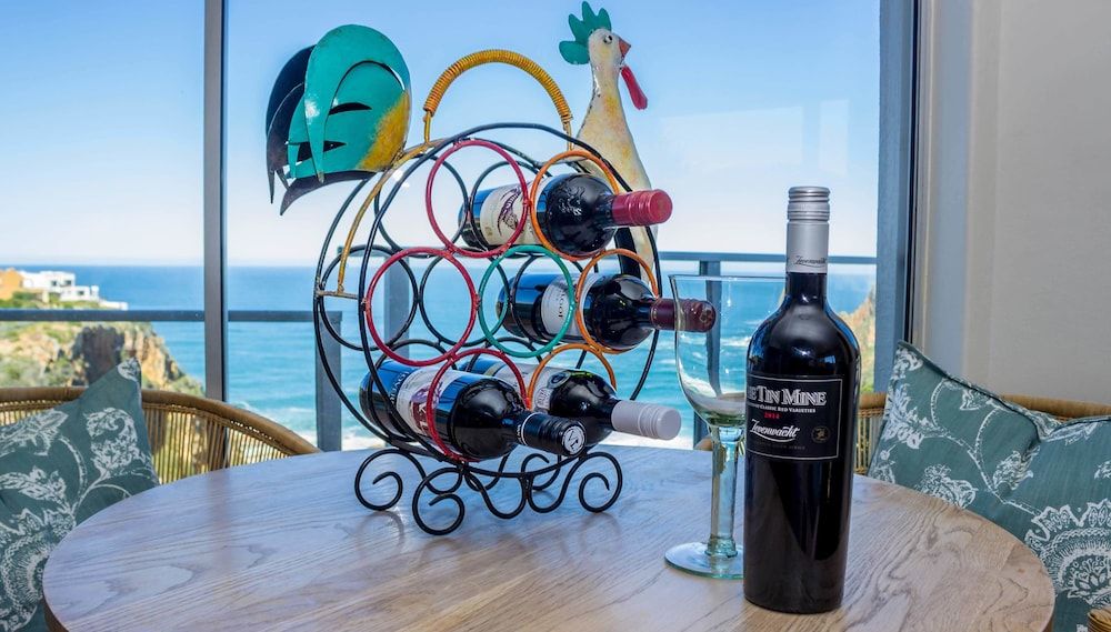 undefined Headlands House Guest Lodge 4