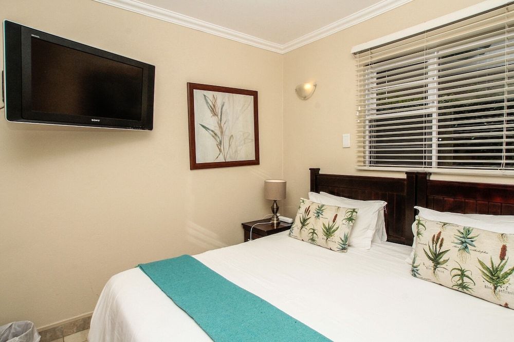 Chartwell Guest House Family Suite, 2 Bedrooms, Non Smoking, Garden View 3