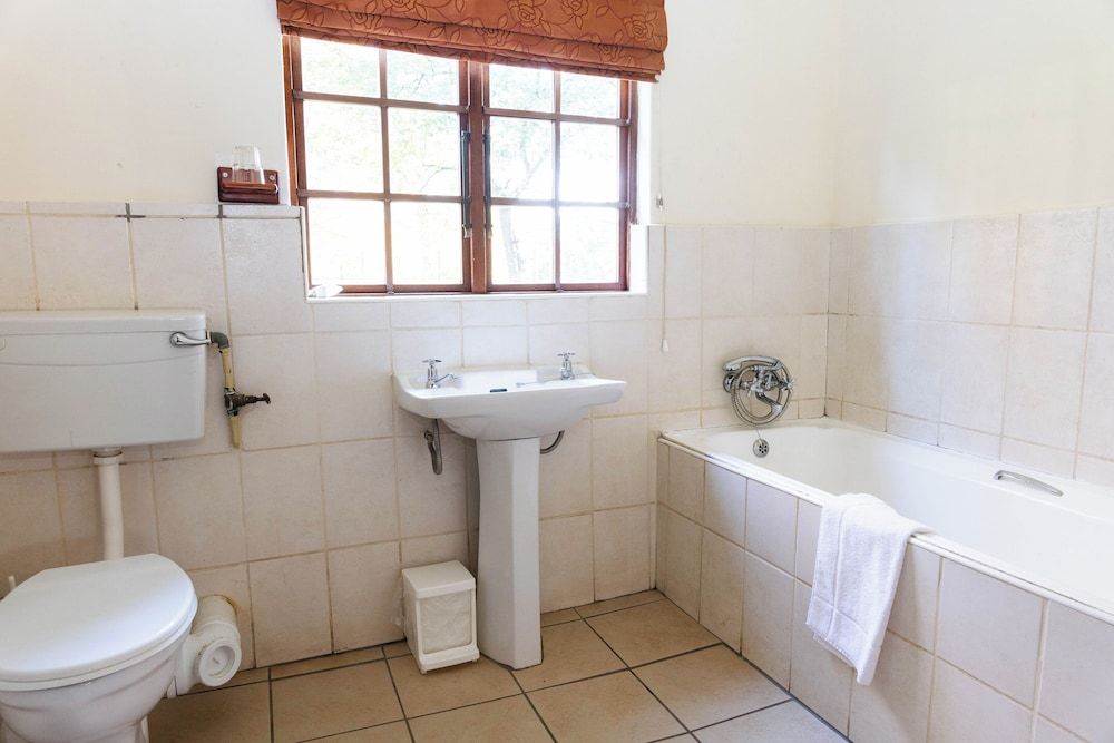 Himeville Arms Family Room 5