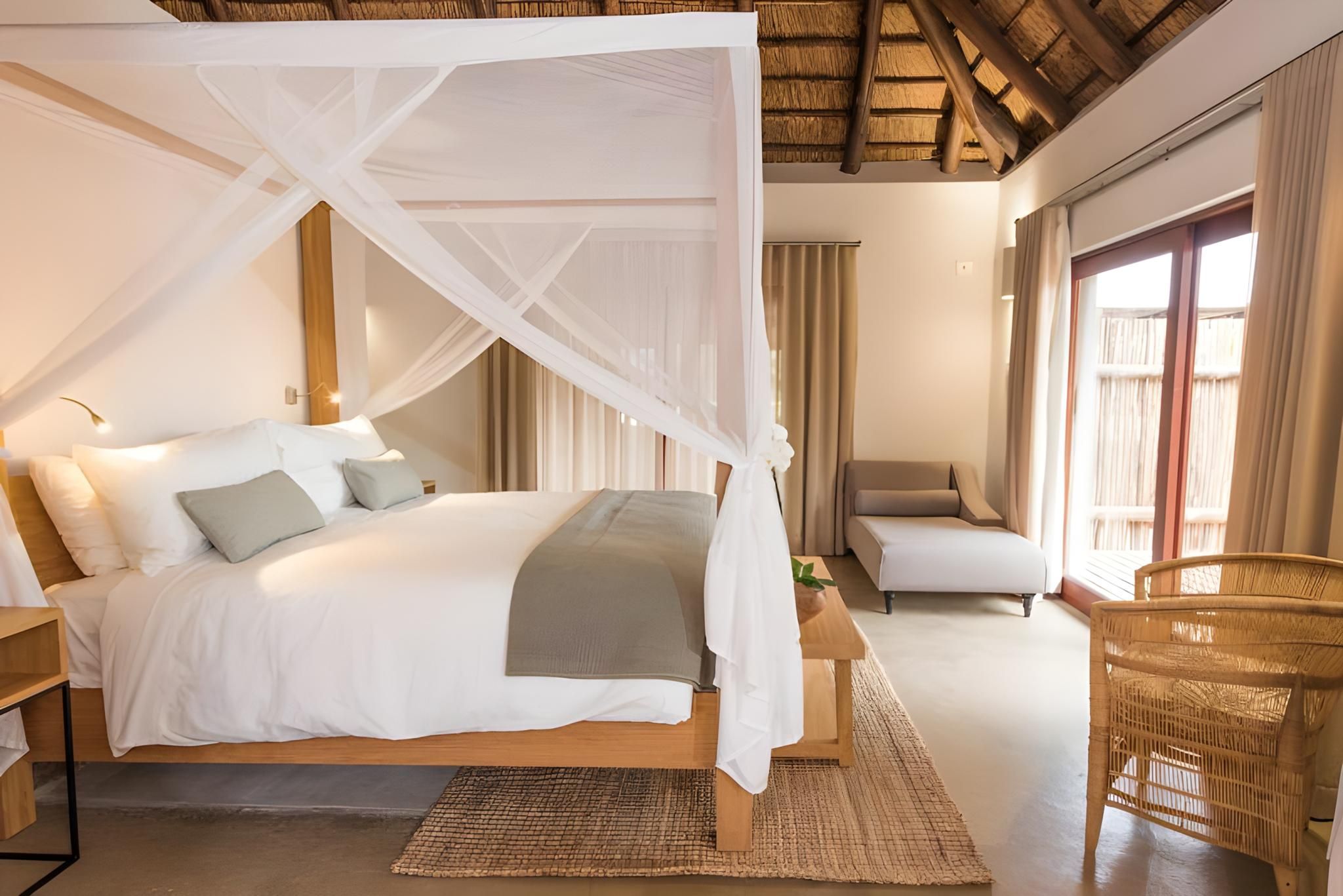 Honeymoon Suite