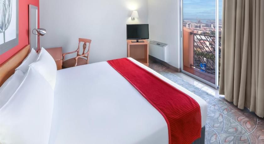 undefined Garden Court Nelson Mandela Boulevard 4