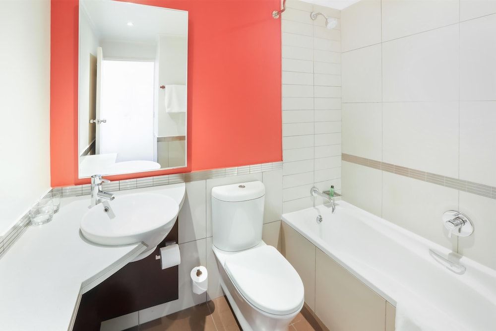 Garden Court Nelson Mandela Boulevard Standard Room 8