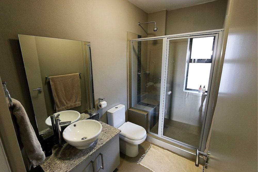 The Hub 1 Bedroom Apartment 8