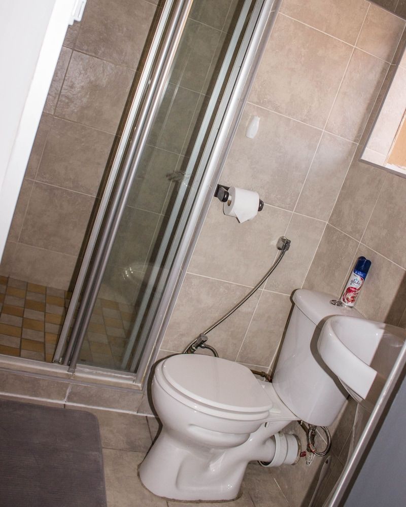 Oppi Hoek Guesthouse Standard Double Room 4