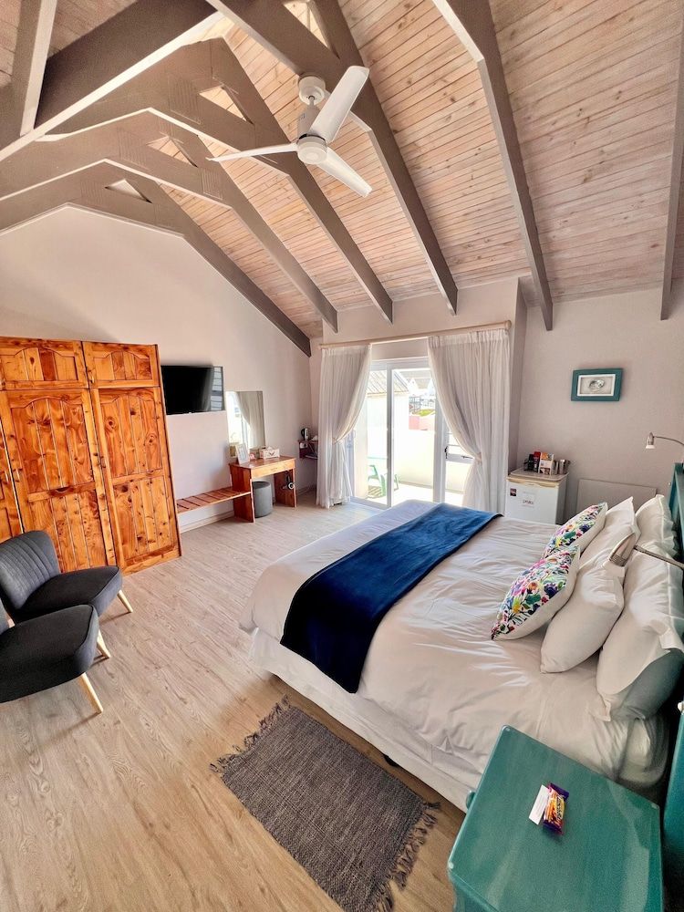 The Abalone Room - Guest House