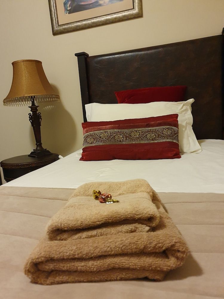 Comfort Room (2)