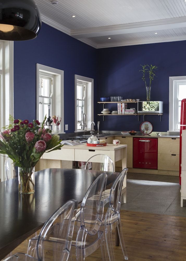 undefined 12 Hofmeyr 7