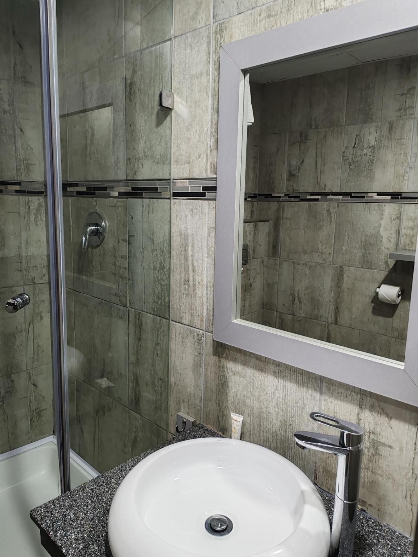 Regal Inn Gateway Umhlanga Standard Queen Room