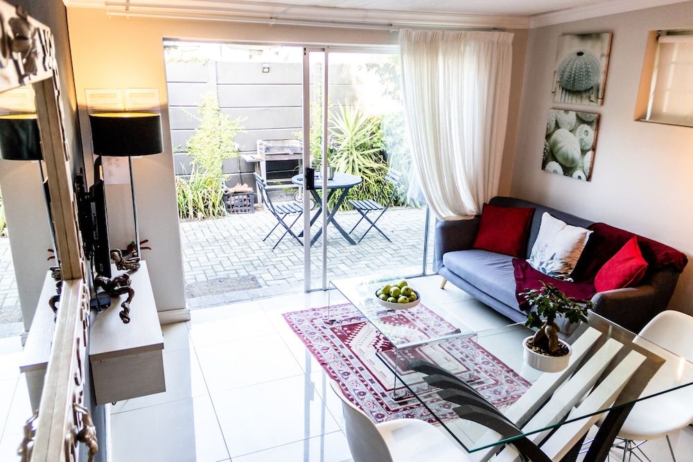 undefined The Seagull Hermanus 9