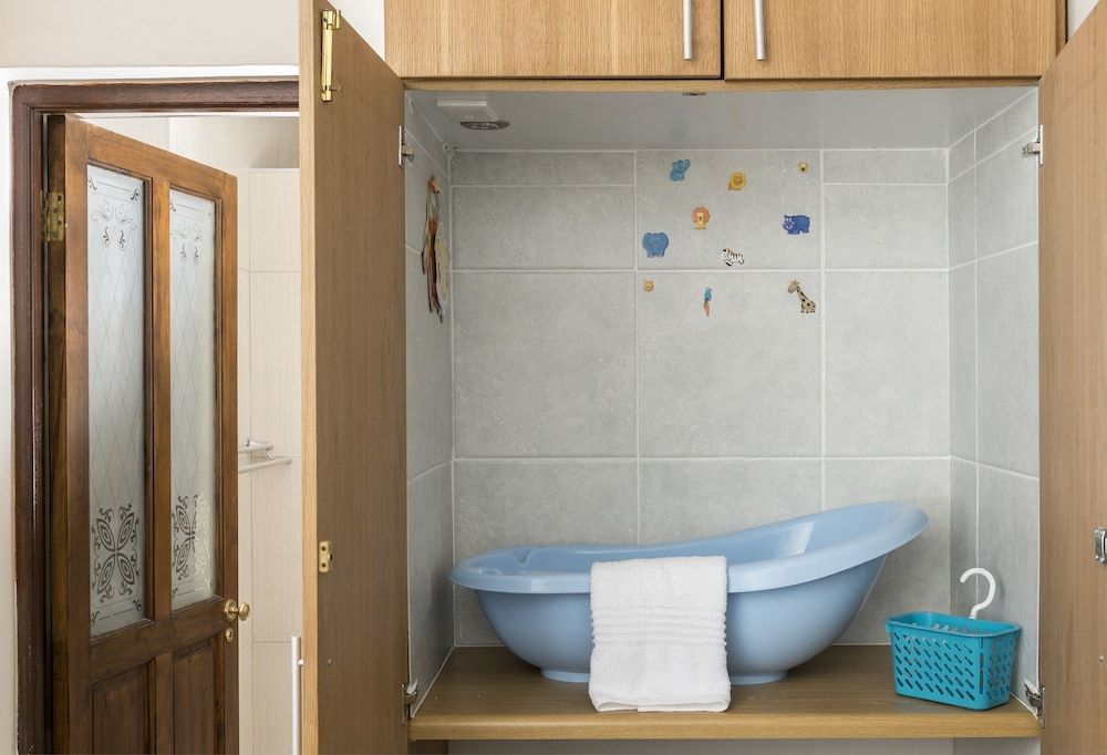 Dungbeetle River Lodge Family Suite, 2 Bedrooms 4