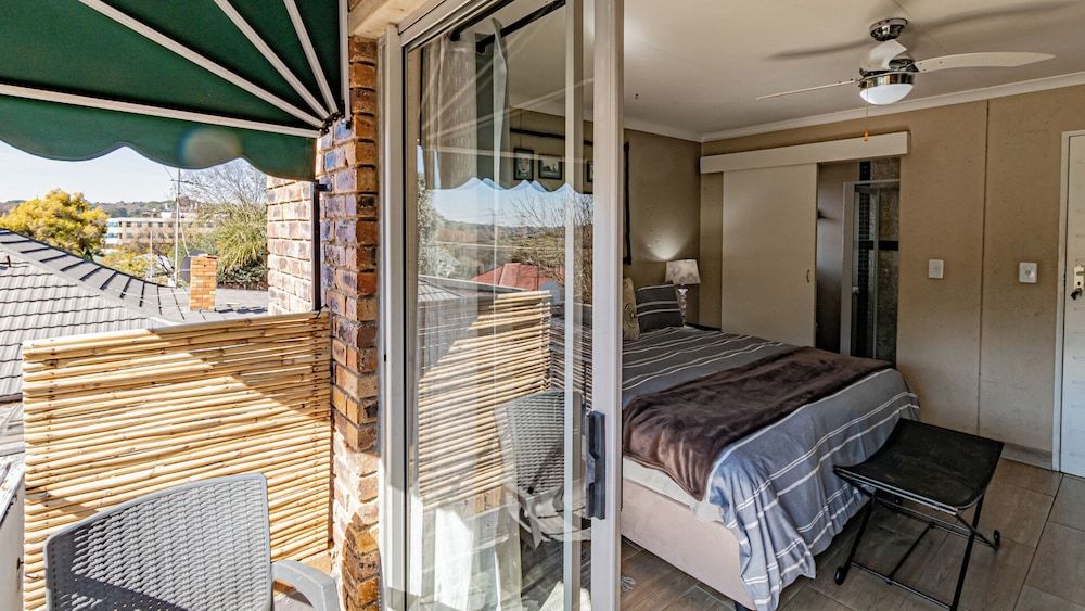 undefined BnB on 8th Avenue 8