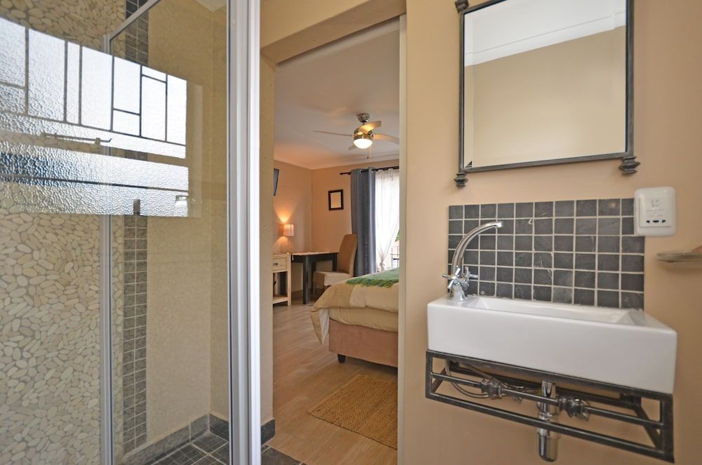 undefined BnB on 8th Avenue 10