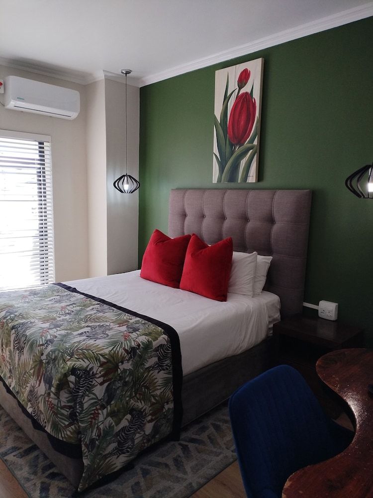 My Pond Hotel Classic Double Room 2