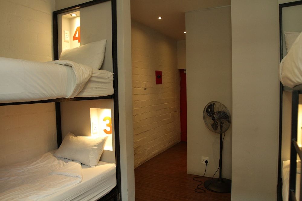 undefined 91 Loop - Hostel 8