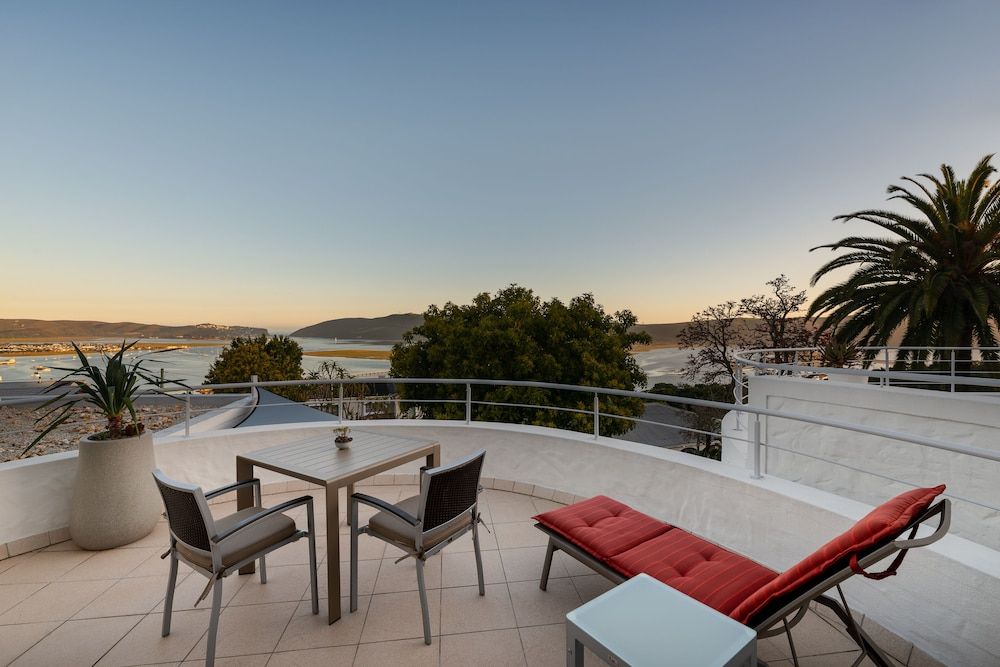 Villa Afrikana Guest Suites Owners Suite 4