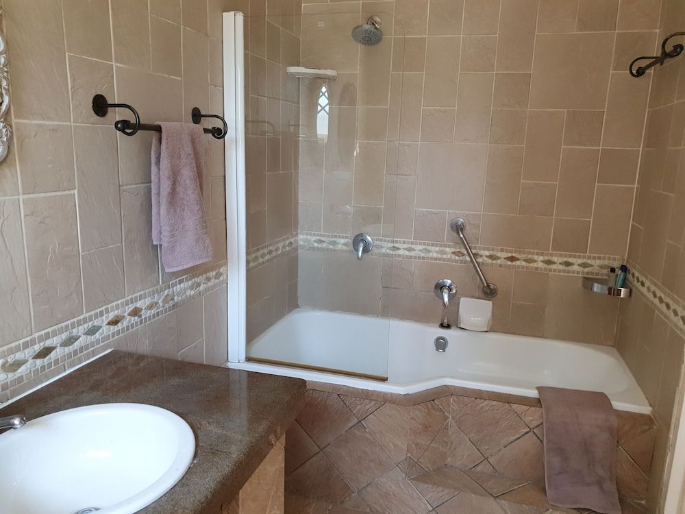 Lombok Lodge Standard Double Room 5