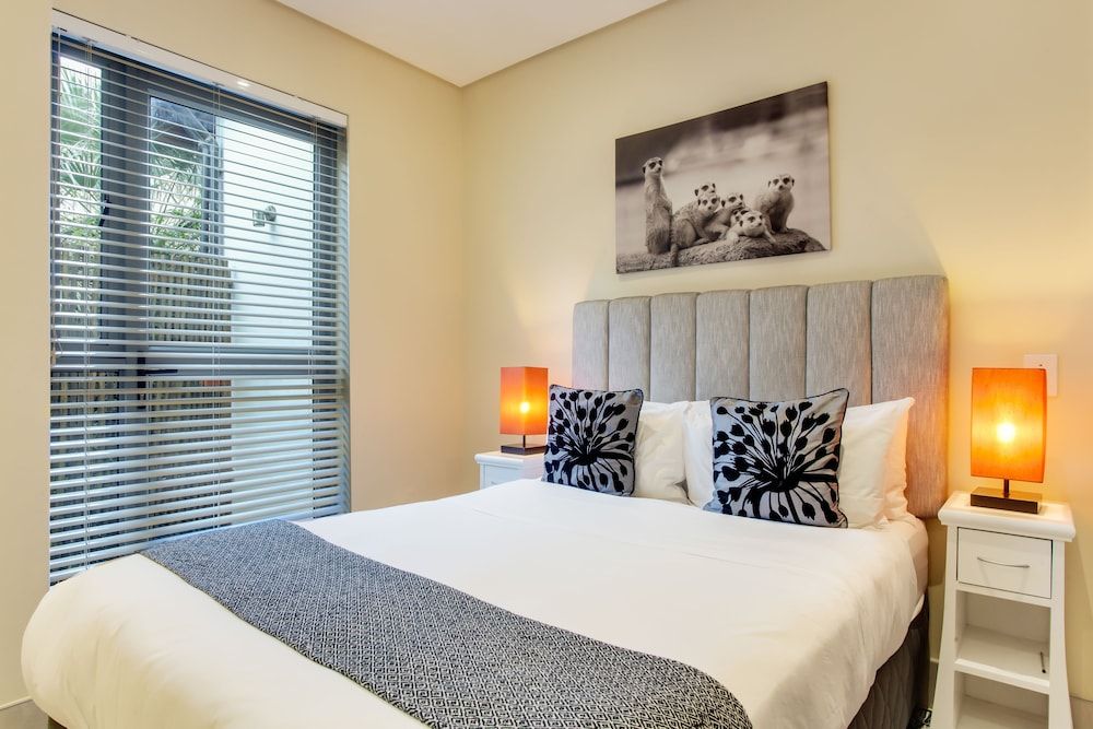 The One 8 Hotel Budget Small Double Room - Ground Floor 2