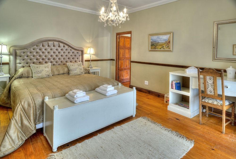 Berluda Farmhouse & Cottages Luxury Double Room 2