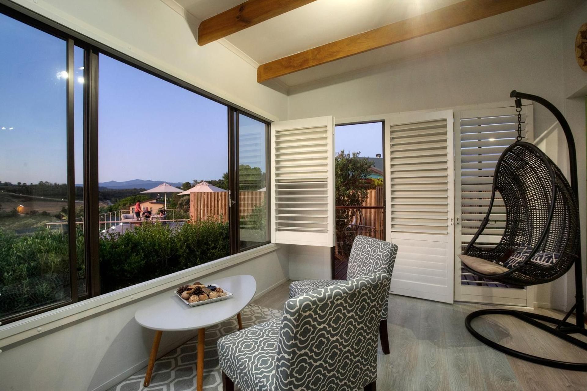 Elephant Hide of Knysna Guest Lodge Double Room with Lake View 2