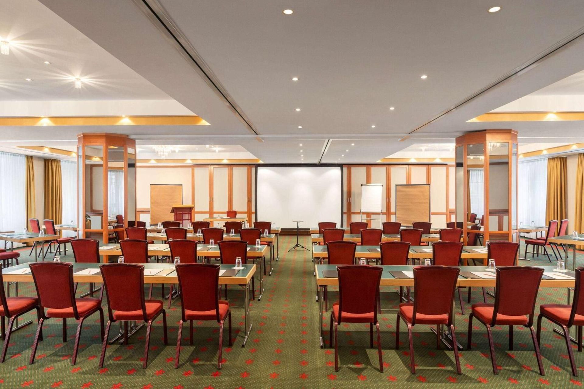 meeting room / ballrooms