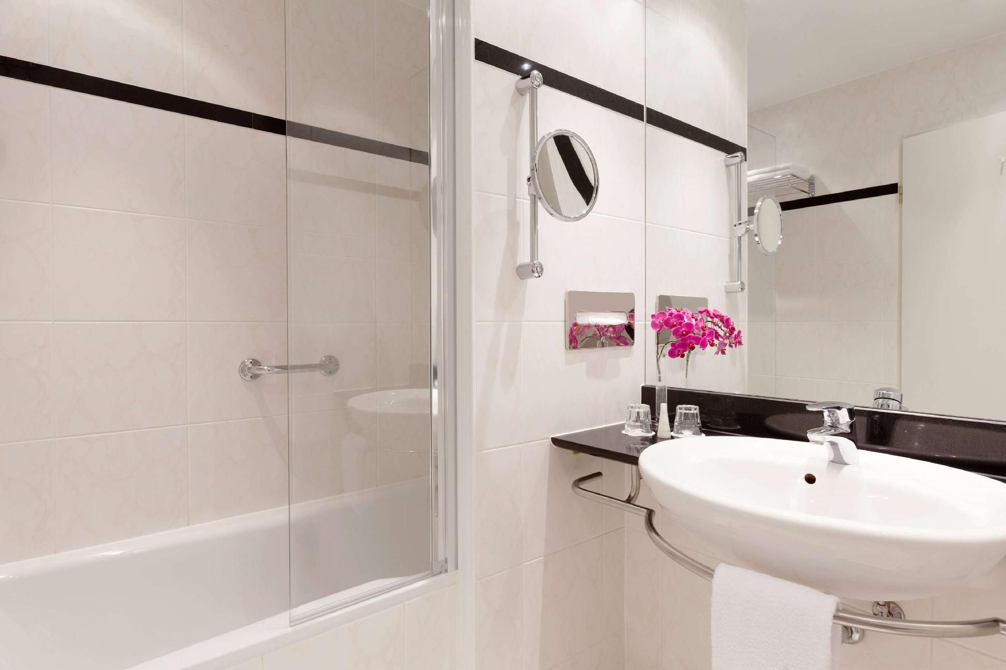 Vienna House by Wyndham Thüringer Hof Eisenach Superior Room 3