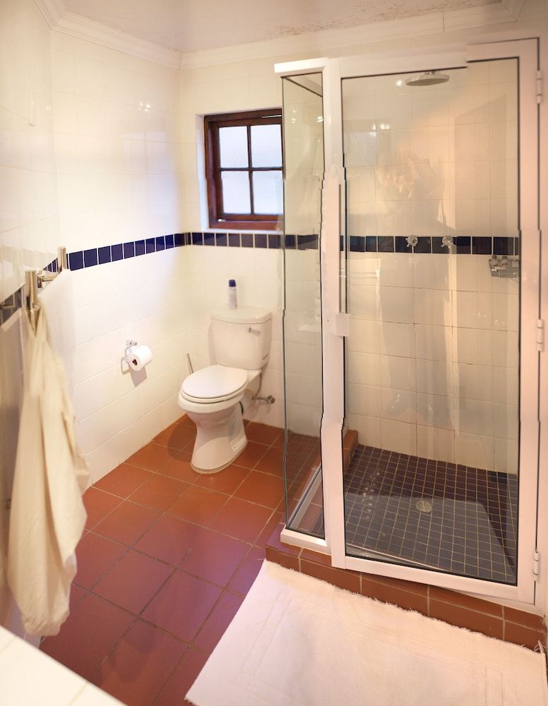 Suite (Stables 2)