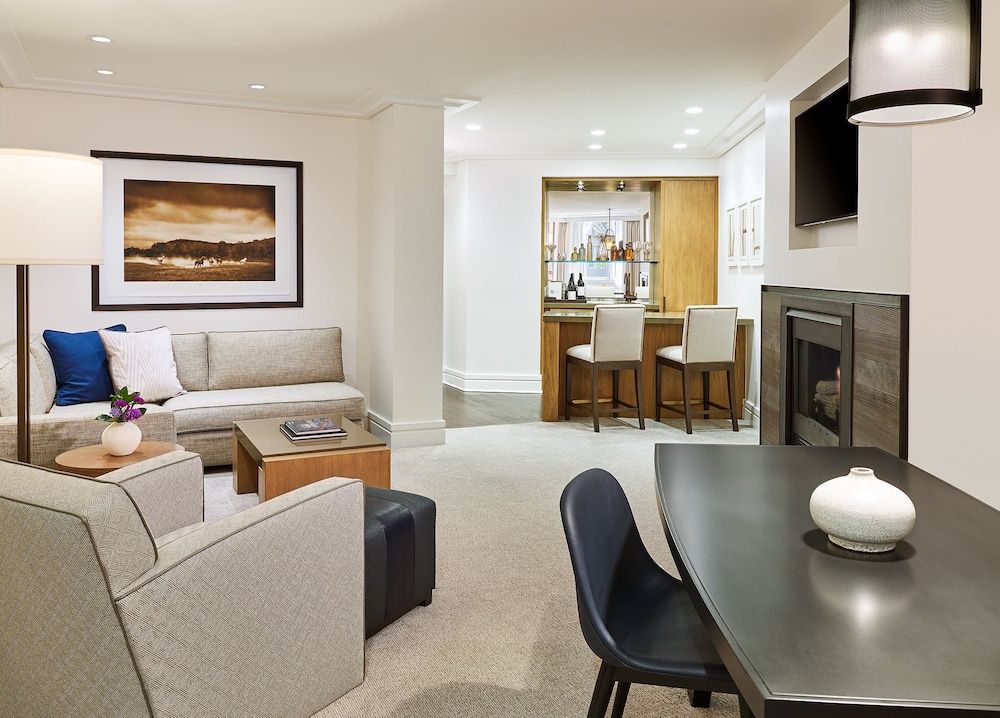 The Little Nell Suite, 1 Bedroom (Mountain Side) 3