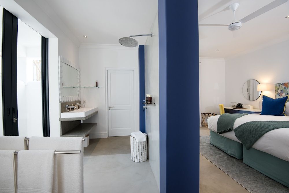 The Old Rectory Luxury Suite, Poolside 7