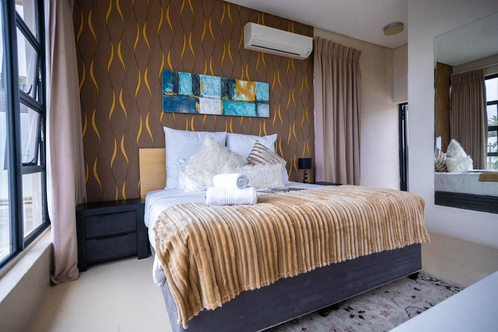 Sea-View Wing Suites Top Level (DELUXE)