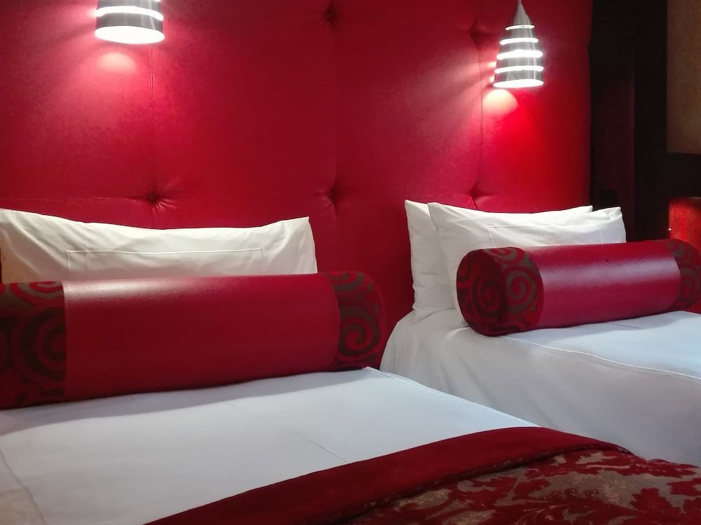 Cycad Guest House Luxury Suite 4