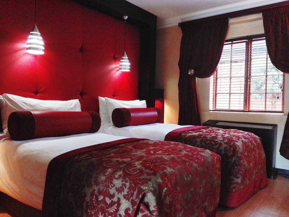 Cycad Guest House Luxury Suite 6