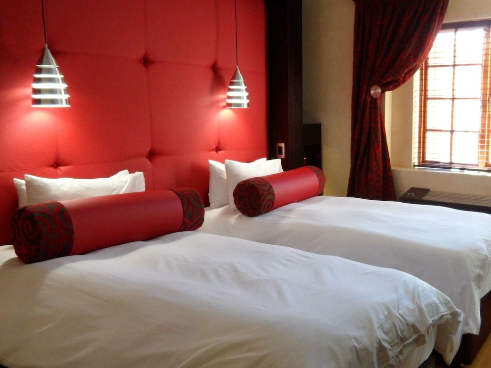 Cycad Guest House Luxury Suite 3