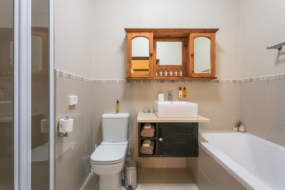 Caledon23 Country House Double Room Q 9